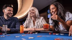 মোবাইলে 333bet হোম পেজ দেখার দৃশ্য